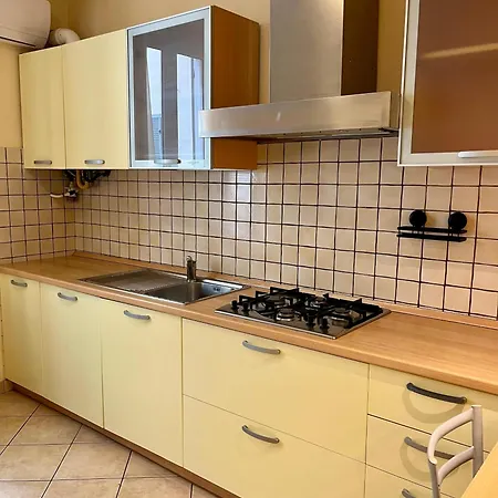 Casa Garibaldi, Centro, Spiagge, Stazione San Remo