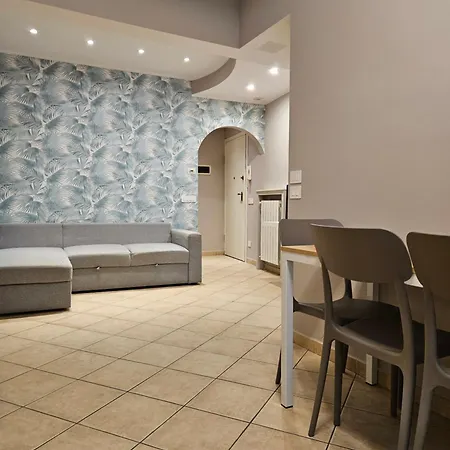 Casa Garibaldi, Centro, Spiagge, Stazione Apartman *