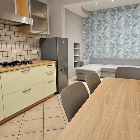 Casa Garibaldi, Centro, Spiagge, Stazione Apartmán Sanremo